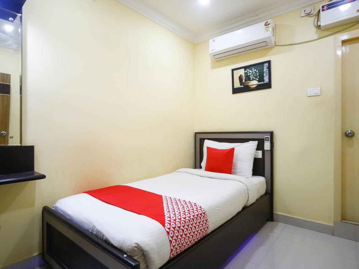 Saibala Transit Hotel Chennai Exterior foto