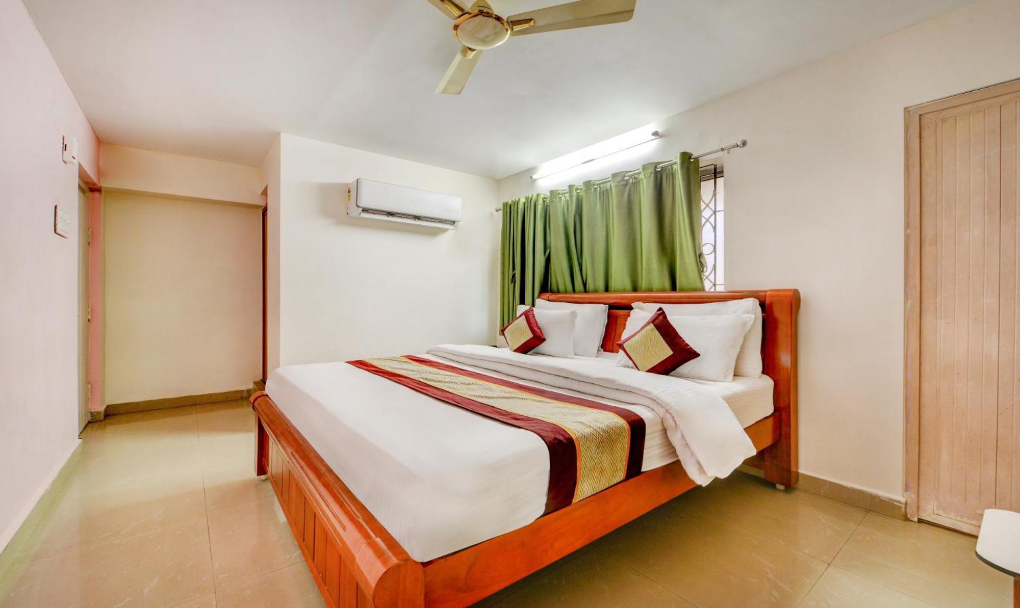 Saibala Transit Hotel Chennai Exterior foto