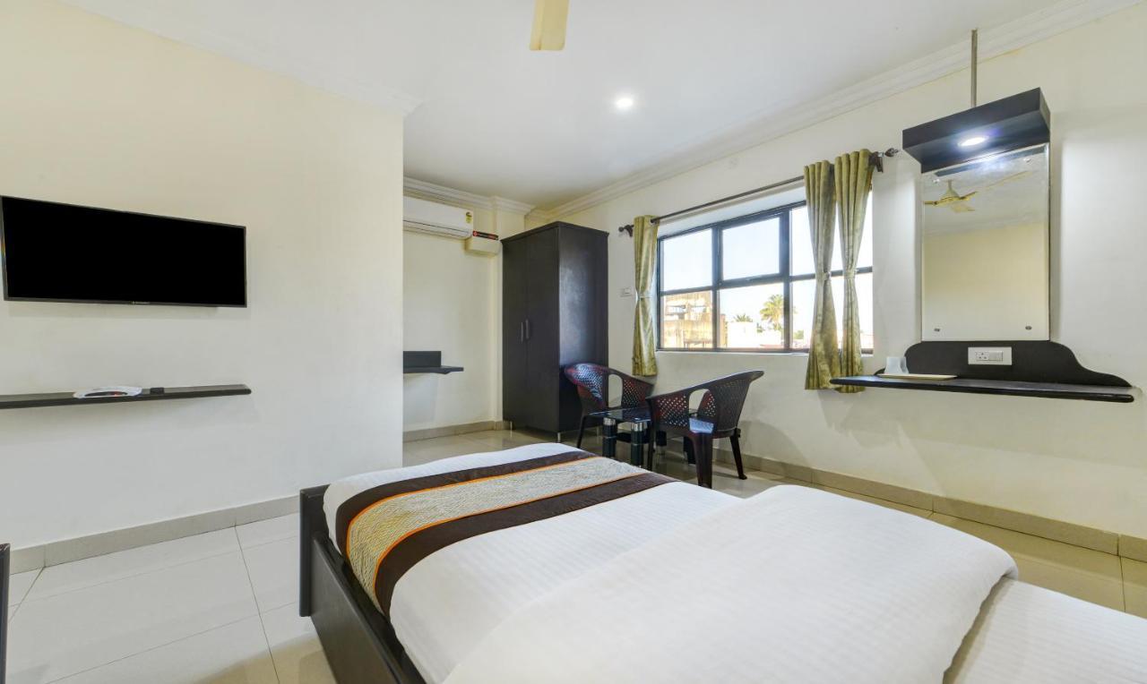 Saibala Transit Hotel Chennai Exterior foto