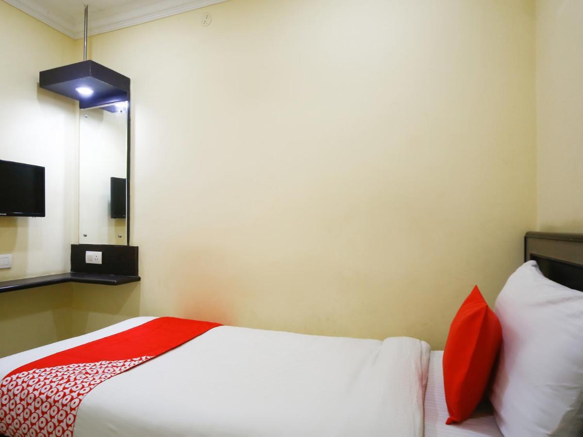Saibala Transit Hotel Chennai Exterior foto