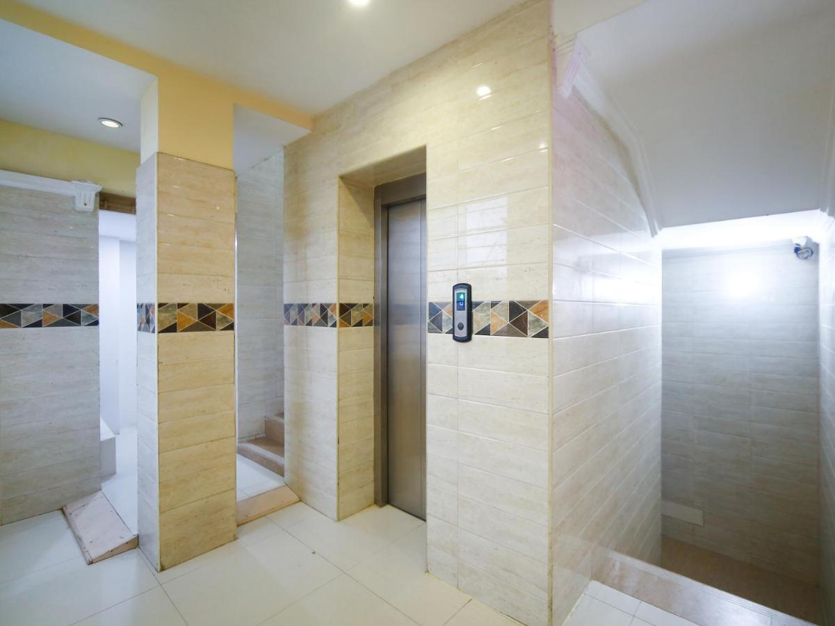 Saibala Transit Hotel Chennai Exterior foto