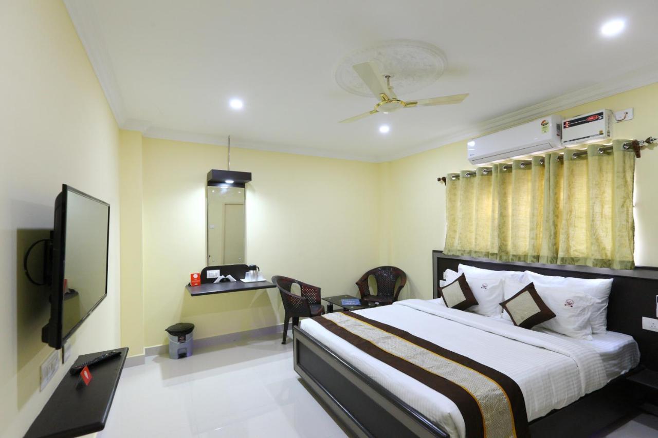 Saibala Transit Hotel Chennai Exterior foto